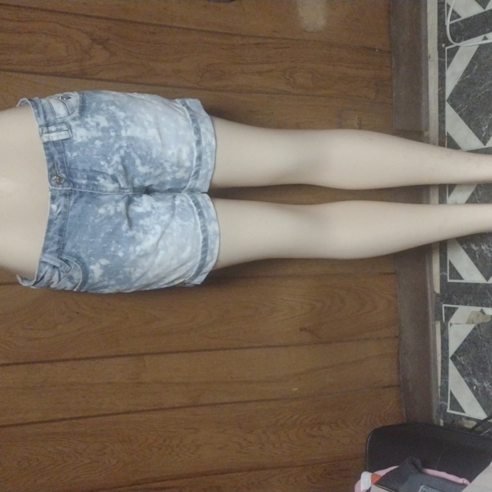 Apple Bottoms Jeans Shorts Size 9/10